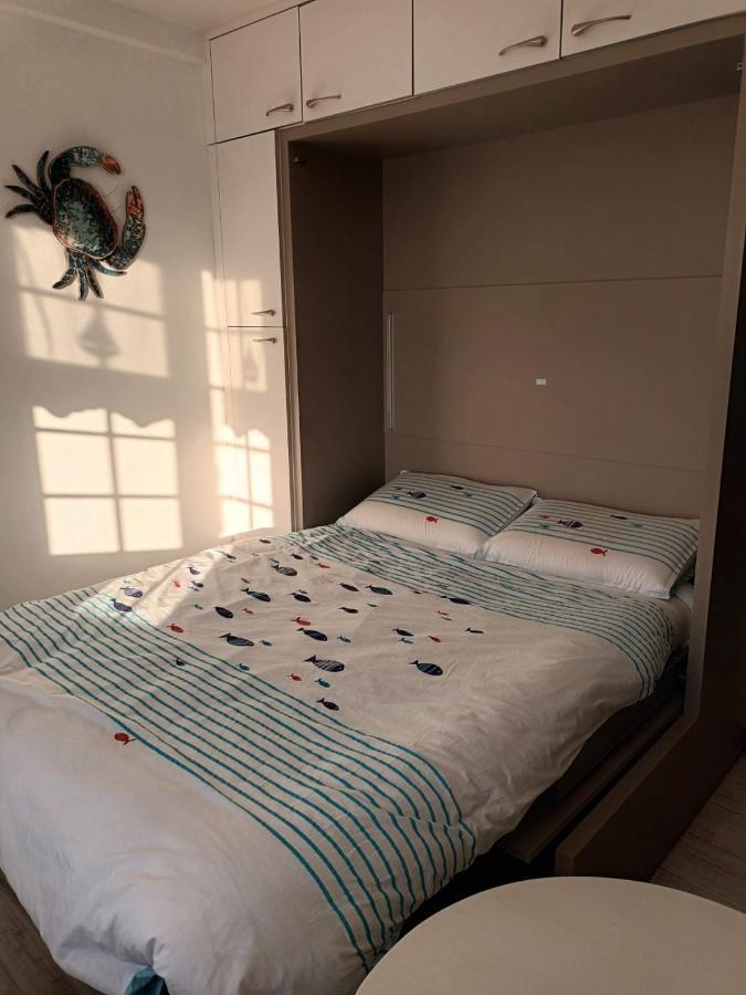 Le Petit Cabourg De La Cour Normande Studio Coeur De Ville -1 A 2 Personness Extérieur photo