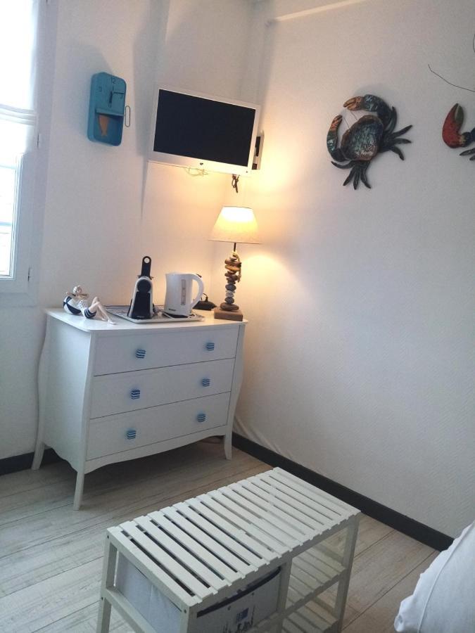 Le Petit Cabourg De La Cour Normande Studio Coeur De Ville -1 A 2 Personness Extérieur photo